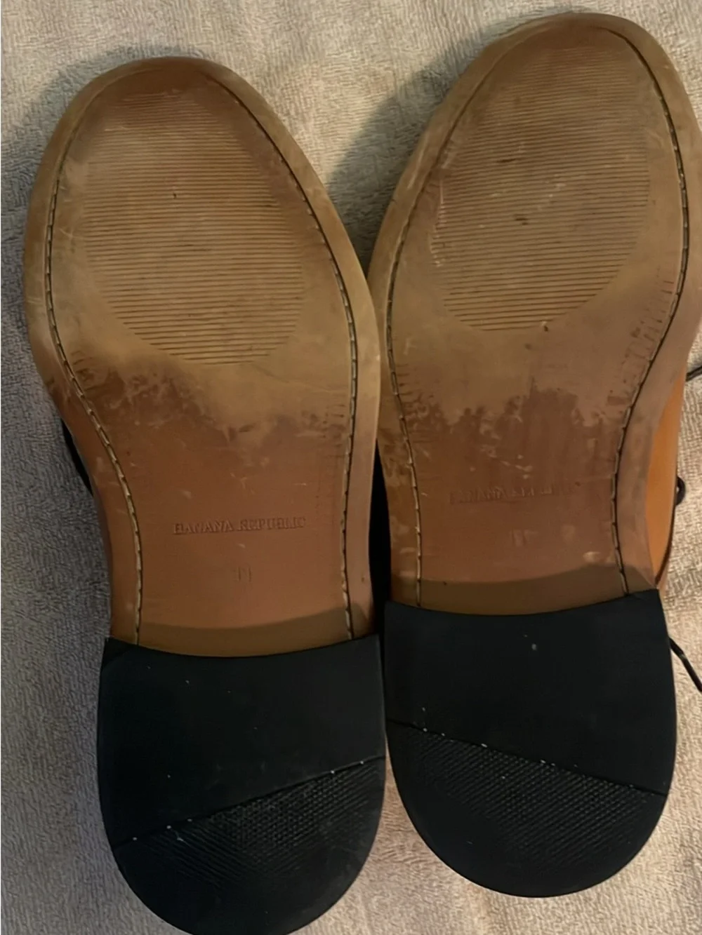 Banana Republic Tan Leather Derby Shoes